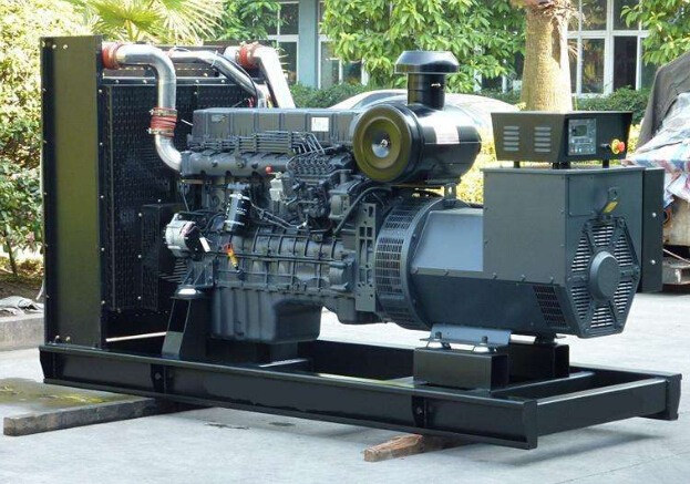 鹤岗全新本田150kw大型柴油发电机组